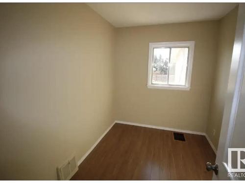 4761 50 Avenue, Vegreville, AB - Indoor Photo Showing Other Room