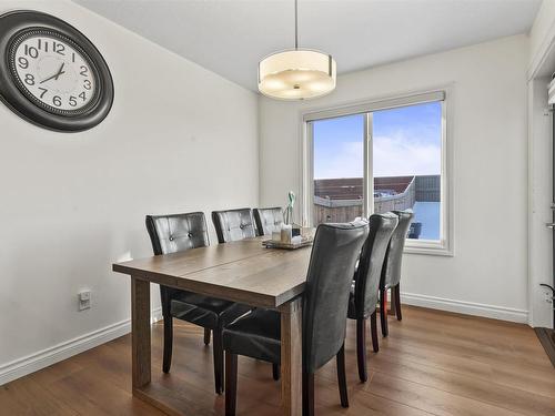 1122 33A Street, Edmonton, AB - Indoor Photo Showing Dining Room