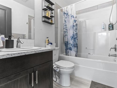 1122 33A Street, Edmonton, AB - Indoor Photo Showing Bathroom