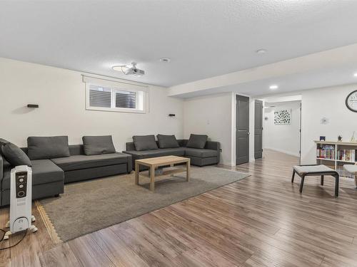 1122 33A Street, Edmonton, AB - Indoor Photo Showing Living Room