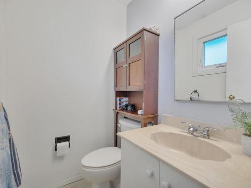 4110 43A Avenue, Leduc, AB - Indoor Photo Showing Bathroom