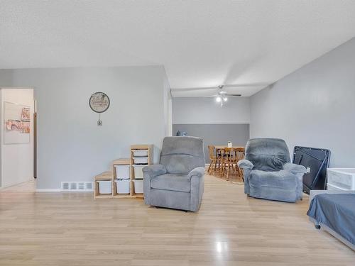 4110 43A Avenue, Leduc, AB - Indoor Photo Showing Other Room