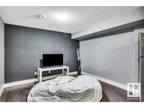 3727 Cherry Loop, Edmonton, AB - Indoor Photo Showing Bedroom