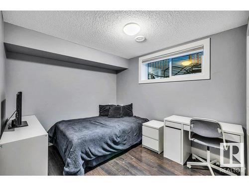 3727 Cherry Loop, Edmonton, AB - Indoor Photo Showing Bedroom