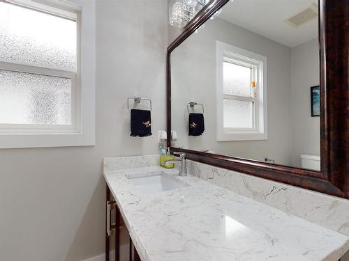 2617 21A Avenue, Edmonton, AB - Indoor Photo Showing Bathroom