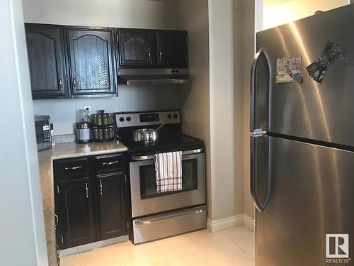 804 10175 109 Street, Edmonton, AB - Indoor Photo Showing Kitchen