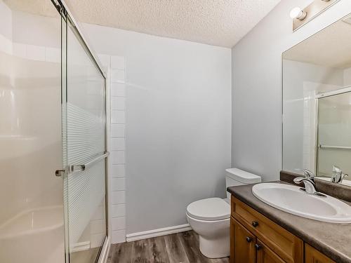 110 13710 150 Avenue, Edmonton, AB - Indoor Photo Showing Bathroom