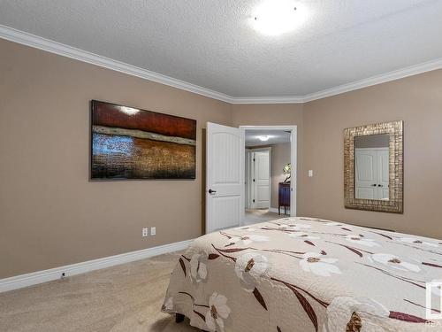 230 Ambleside Drive, Edmonton, AB - Indoor Photo Showing Bedroom