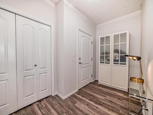 319 12111 51 Avenue, Edmonton, AB - Indoor Photo Showing Other Room