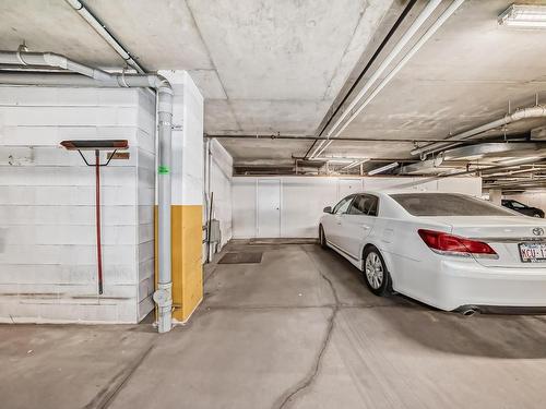 319 12111 51 Avenue, Edmonton, AB - Indoor Photo Showing Garage