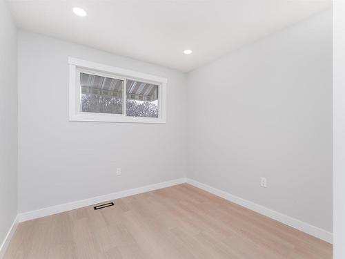 13543 67 Street, Edmonton, AB - Indoor Photo Showing Other Room