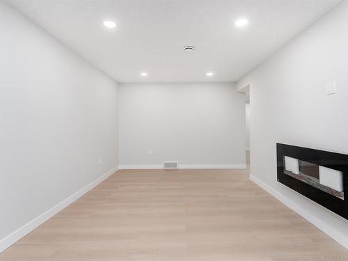 13543 67 Street, Edmonton, AB - Indoor Photo Showing Other Room