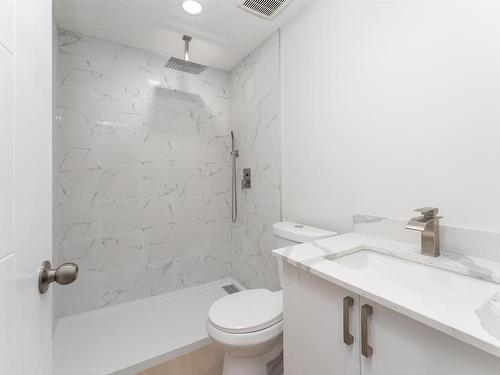 13543 67 Street, Edmonton, AB - Indoor Photo Showing Bathroom