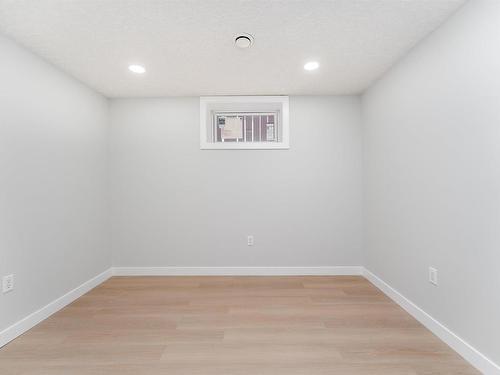 13543 67 Street, Edmonton, AB - Indoor Photo Showing Other Room