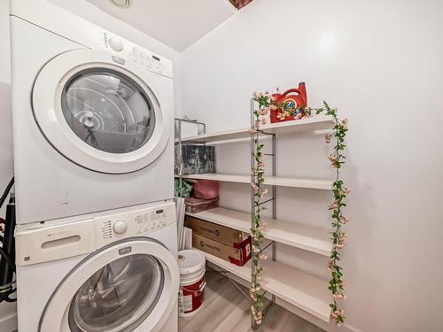 9646 73 Avenue, Edmonton, AB - Indoor Photo Showing Laundry Room