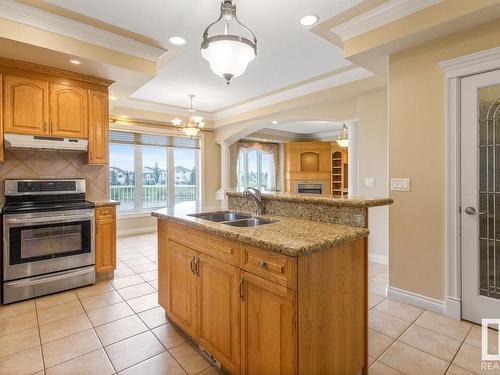 7507 162 Avenue, Edmonton, AB - Indoor Photo Showing Kitchen With Double Sink