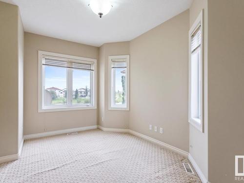 7507 162 Avenue, Edmonton, AB - Indoor Photo Showing Other Room