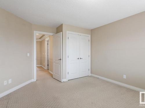 7507 162 Avenue, Edmonton, AB - Indoor Photo Showing Other Room