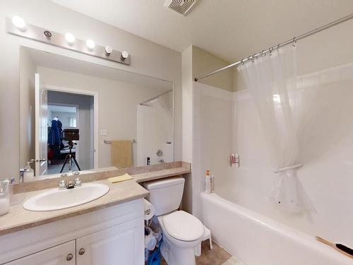 425 111 Edwards Drive, Edmonton, AB - Indoor Photo Showing Bathroom