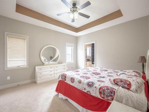 839 Wildwood Crescent, Edmonton, AB - Indoor Photo Showing Bedroom