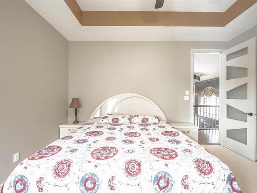 839 Wildwood Crescent, Edmonton, AB - Indoor Photo Showing Bedroom