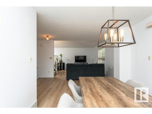 1859 Mill Woods Road E, Edmonton, AB - Indoor Photo Showing Dining Room