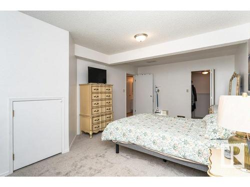 1859 Mill Woods Road E, Edmonton, AB - Indoor Photo Showing Bedroom