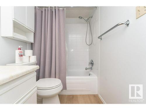 1859 Mill Woods Road E, Edmonton, AB - Indoor Photo Showing Bathroom