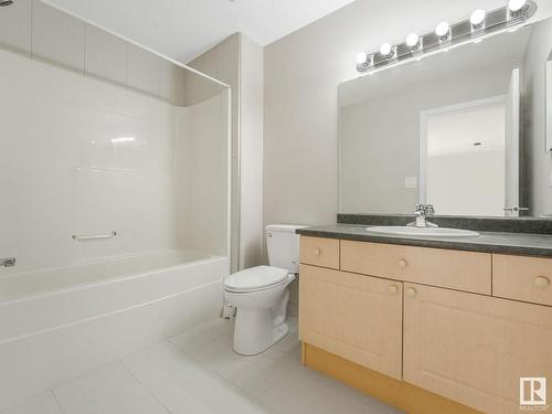 409 592 Hooke Road Nw, Edmonton, AB - Indoor Photo Showing Bathroom