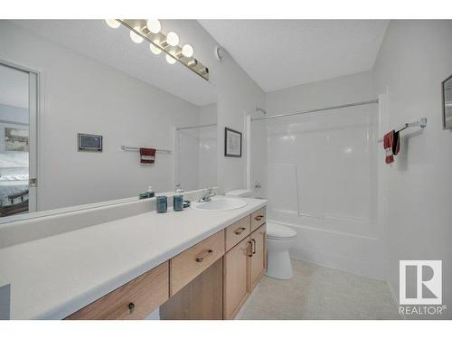 18411 77 Avenue, Edmonton, AB - Indoor Photo Showing Bathroom