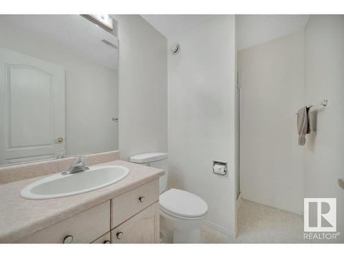 18411 77 Avenue, Edmonton, AB - Indoor Photo Showing Bathroom