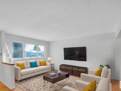 9322 158 Street, Edmonton, AB - Indoor Photo Showing Living Room