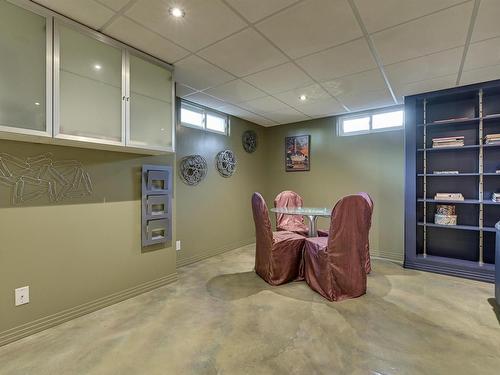 98 Valleyview Crescent, Edmonton, AB - Indoor Photo Showing Basement