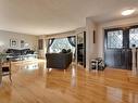 98 Valleyview Crescent, Edmonton, AB  - Indoor Photo Showing Living Room 