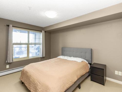 316 11445 Ellerslie Road, Edmonton, AB - Indoor Photo Showing Bedroom