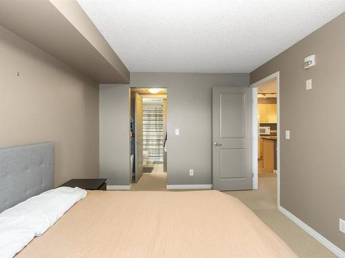 316 11445 Ellerslie Road, Edmonton, AB - Indoor Photo Showing Bedroom