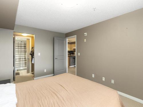 316 11445 Ellerslie Road, Edmonton, AB - Indoor Photo Showing Bedroom