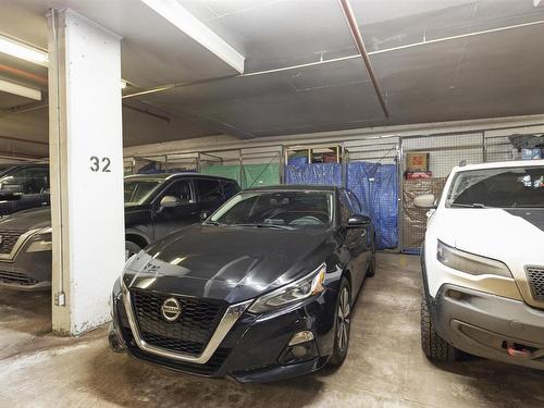 316 11445 Ellerslie Road, Edmonton, AB - Indoor Photo Showing Garage