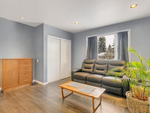 10503 135 Street, Edmonton, AB - Indoor Photo Showing Living Room