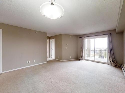 404 1510 Watt Drive, Edmonton, AB - Indoor Photo Showing Other Room