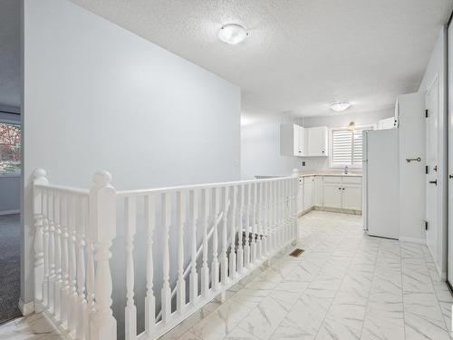 10818 11 Avenue, Edmonton, AB - Indoor Photo Showing Other Room