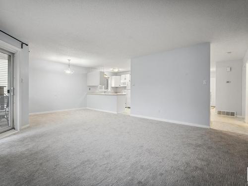 10818 11 Avenue, Edmonton, AB - Indoor Photo Showing Other Room