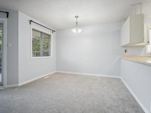 10818 11 Avenue, Edmonton, AB - Indoor Photo Showing Other Room