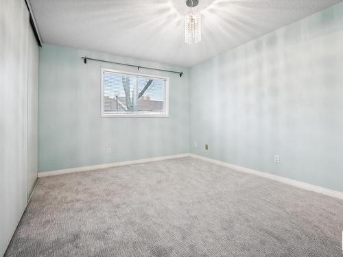 10818 11 Avenue, Edmonton, AB - Indoor Photo Showing Other Room