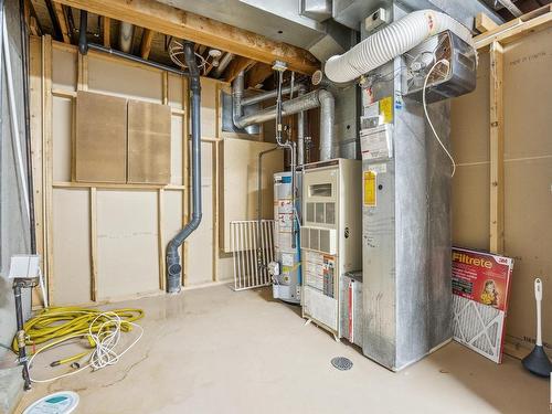 10818 11 Avenue, Edmonton, AB - Indoor Photo Showing Basement