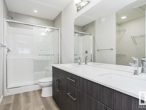 18168 73 Street, Edmonton, AB - Indoor Photo Showing Bathroom