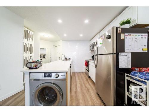 201 10045 117 Street, Edmonton, AB - Indoor Photo Showing Laundry Room