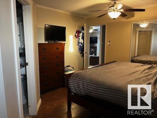 5438 43 Street, Vegreville, AB - Indoor Photo Showing Bedroom