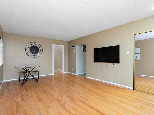 6205 90 Avenue, Edmonton, AB - Indoor