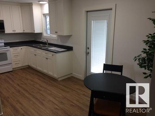 5306 45 Street, Vegreville, AB - Indoor Photo Showing Kitchen